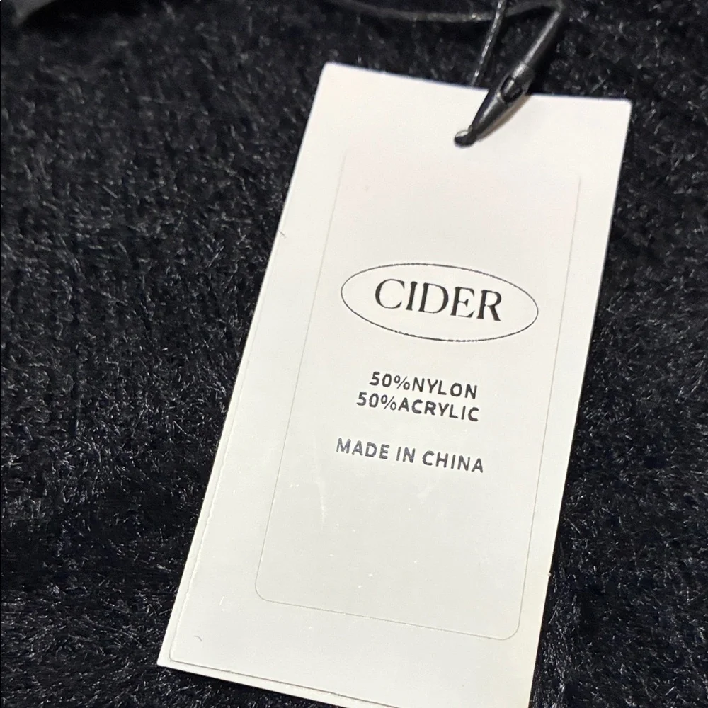 Cider Black Sweater with Mushrooms - Picture 3 of 5